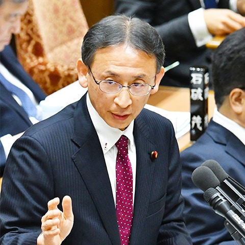 塩川鉄也